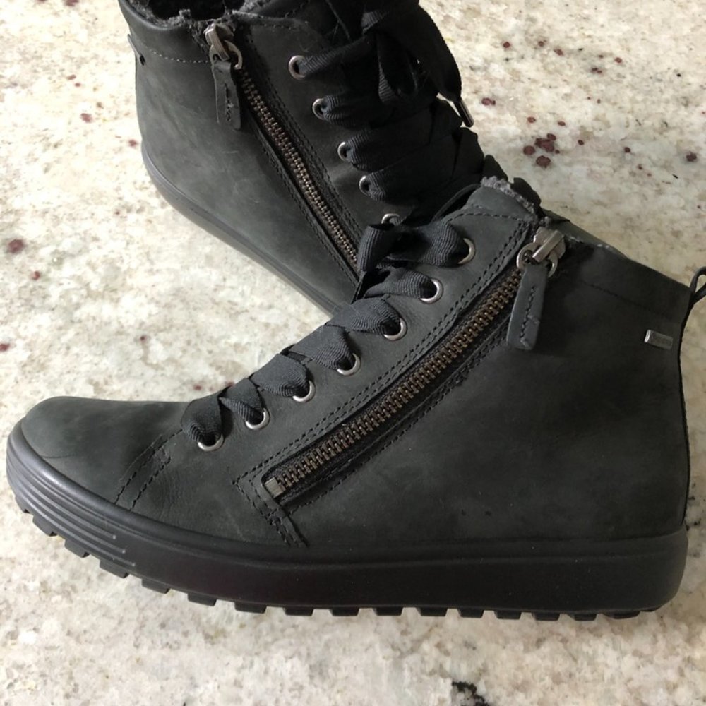 ECCO Soft 7 Goretex Black Leather Waterproof Zip Up Booties Shoes US 7,5 (38)
